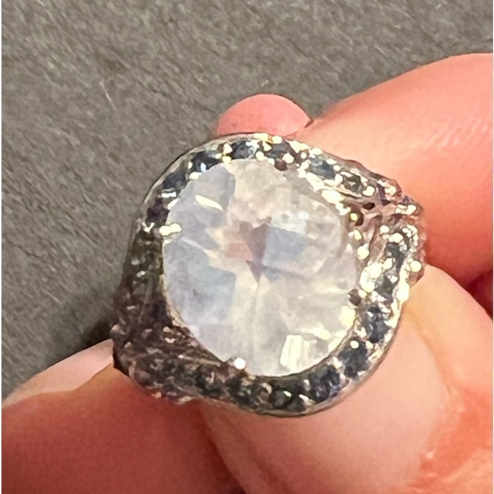 Stunning Quartz & Blue Topaz Ladies Ring. Size 5